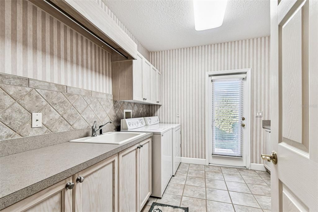 待售: $1,250,000 (4 贝兹, 3 浴室, 3418 平方英尺)