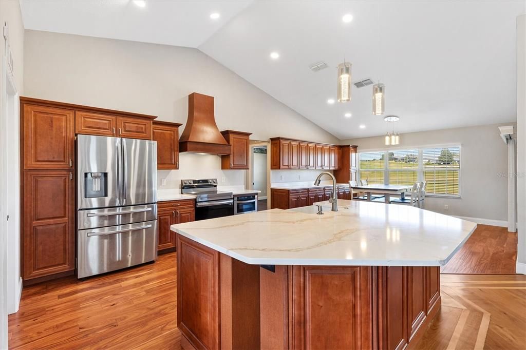 На продажу: $439,000 (3 спален, 2 ванн, 1777 Квадратных фут)