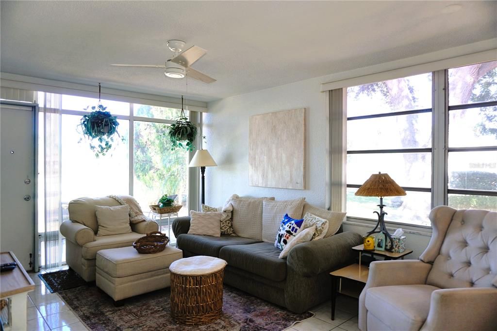 En Venta: $149,900 (2 camas, 1 baños, 768 Pies cuadrados)