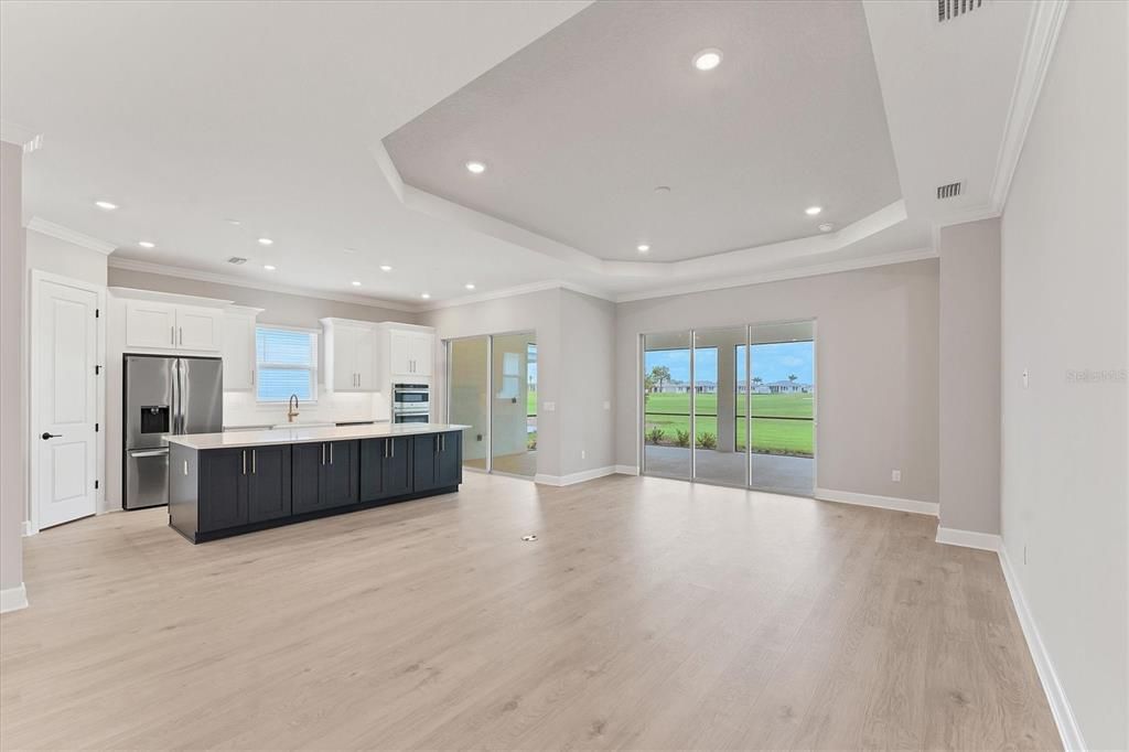 For Sale: $1,050,000 (3 beds, 3 baths, 2275 Square Feet)