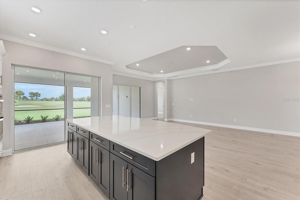 For Sale: $1,050,000 (3 beds, 3 baths, 2275 Square Feet)