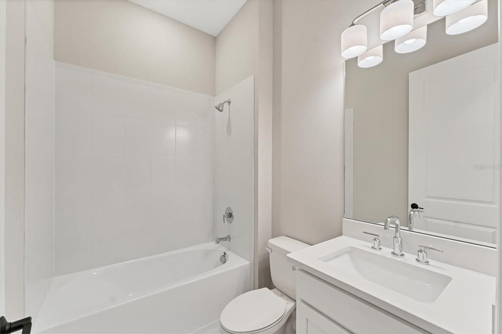 For Sale: $1,050,000 (3 beds, 3 baths, 2275 Square Feet)