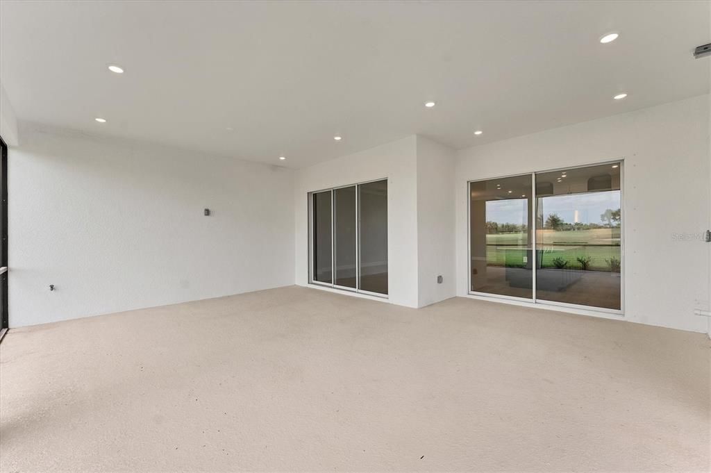 For Sale: $1,050,000 (3 beds, 3 baths, 2275 Square Feet)