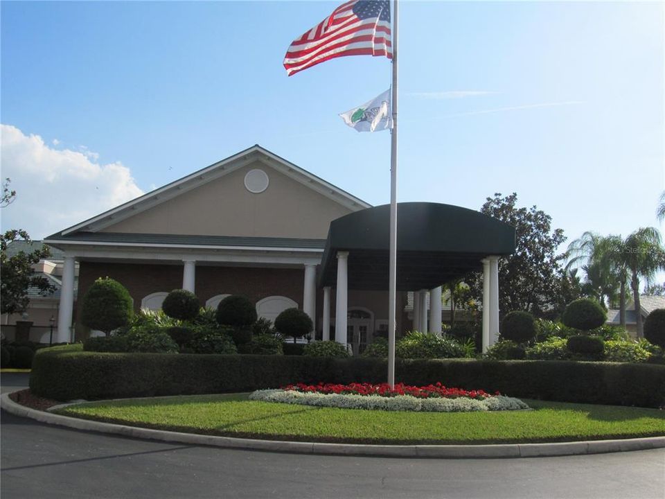 En Venta: $179,900 (2 camas, 2 baños, 1042 Pies cuadrados)