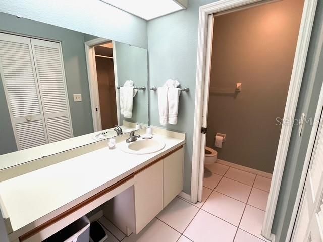 En Venta: $179,900 (2 camas, 2 baños, 1042 Pies cuadrados)