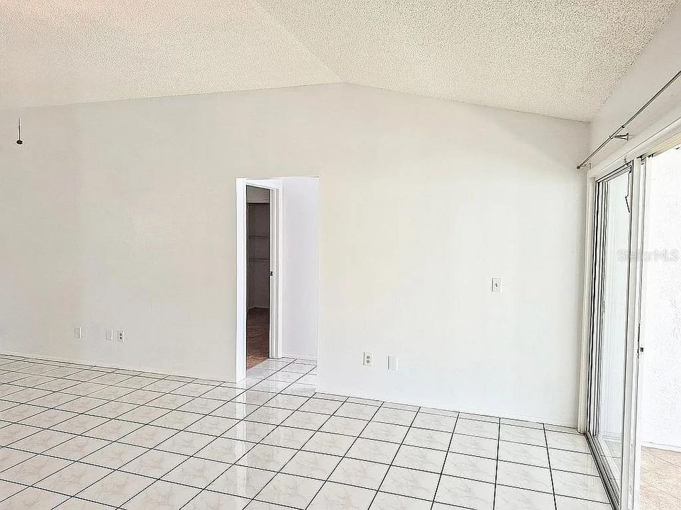 En Venta: $409,999 (3 camas, 2 baños, 1436 Pies cuadrados)