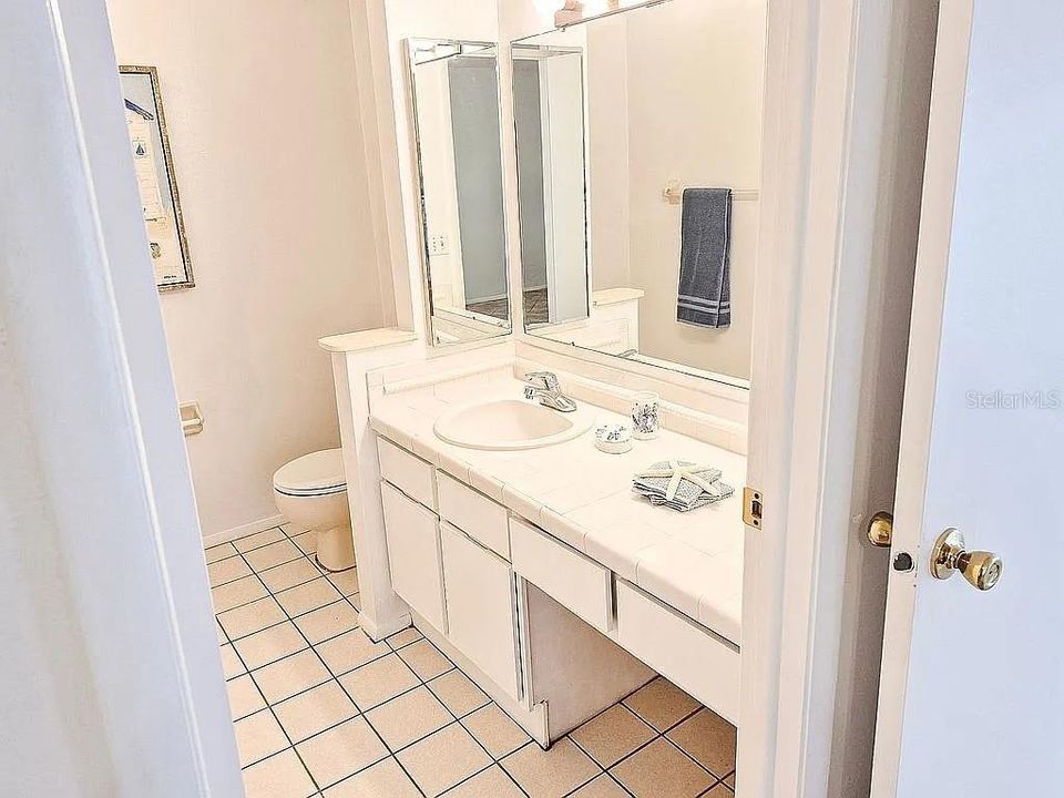 En Venta: $409,999 (3 camas, 2 baños, 1436 Pies cuadrados)