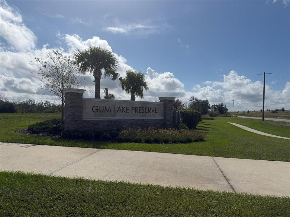 For Rent: $2,250 (4 beds, 2 baths, 1824 Square Feet)