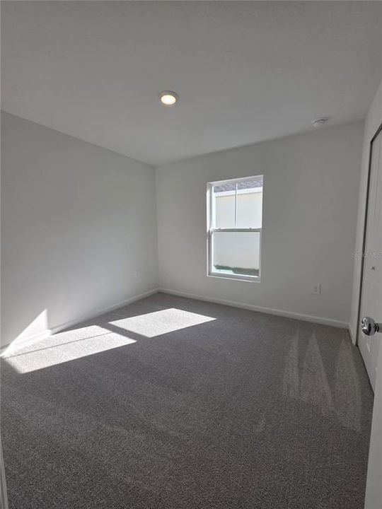 For Rent: $2,250 (4 beds, 2 baths, 1824 Square Feet)