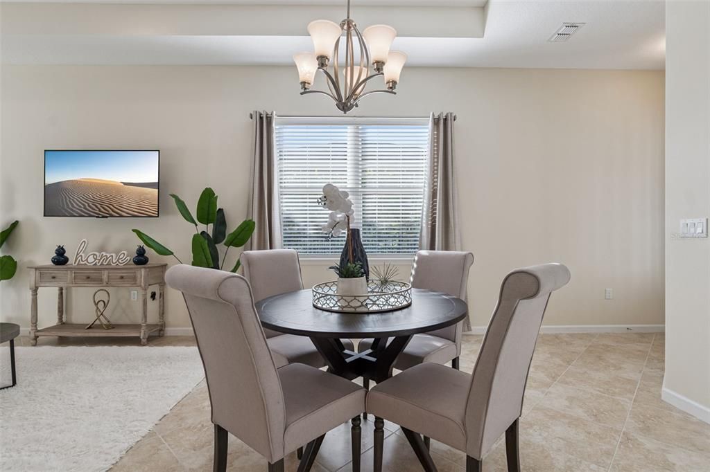 待售: $359,000 (2 贝兹, 2 浴室, 1512 平方英尺)