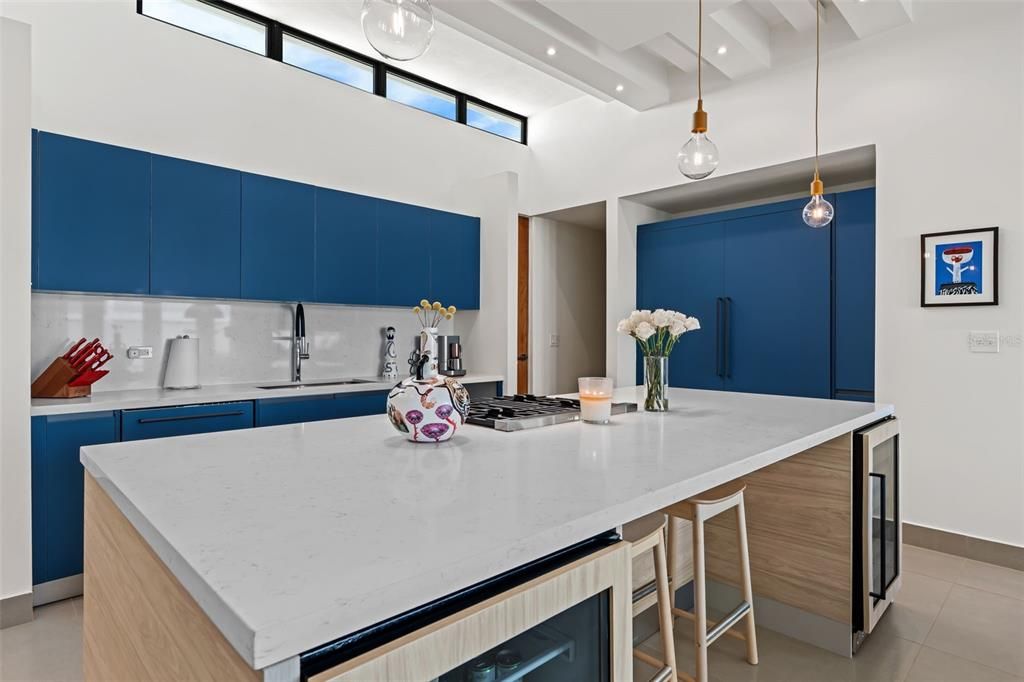 En Venta: $1,398,000 (4 camas, 3 baños, 2324 Pies cuadrados)