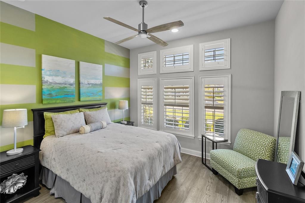 For Sale: $735,000 (5 beds, 3 baths, 2638 Square Feet)