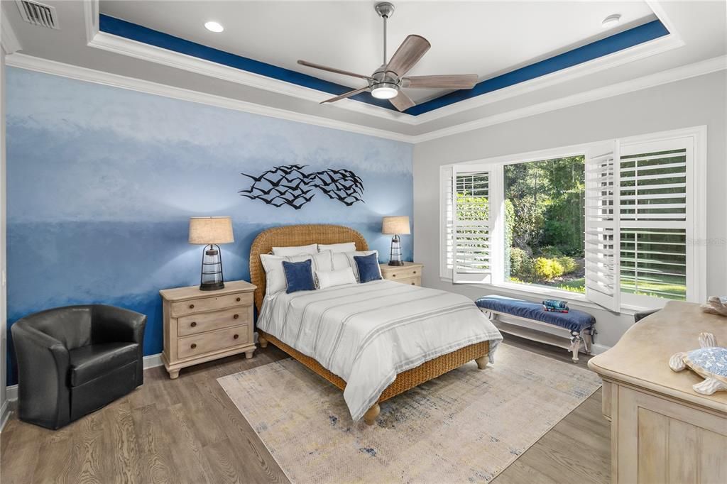 For Sale: $735,000 (5 beds, 3 baths, 2638 Square Feet)