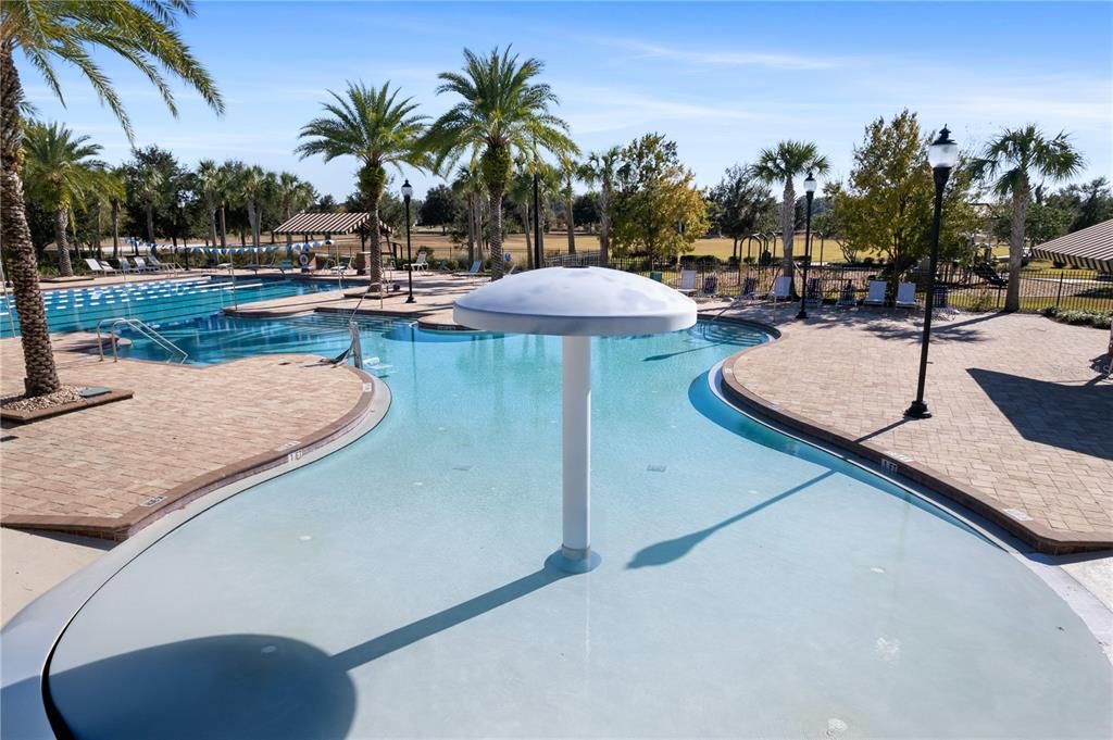 For Sale: $735,000 (5 beds, 3 baths, 2638 Square Feet)