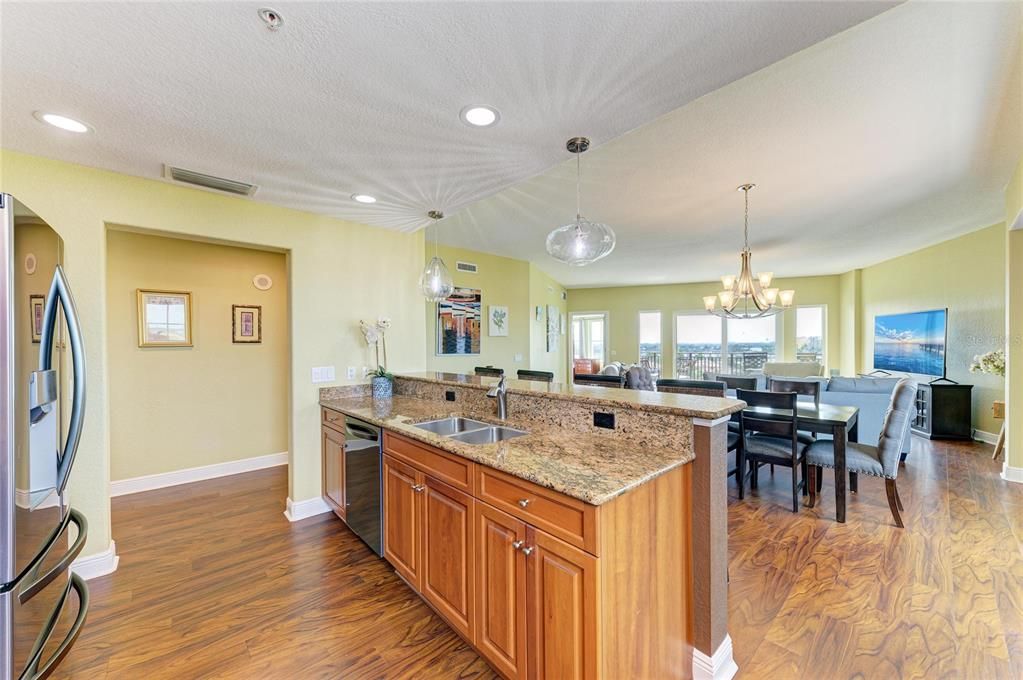 For Sale: $420,000 (3 beds, 2 baths, 2106 Square Feet)