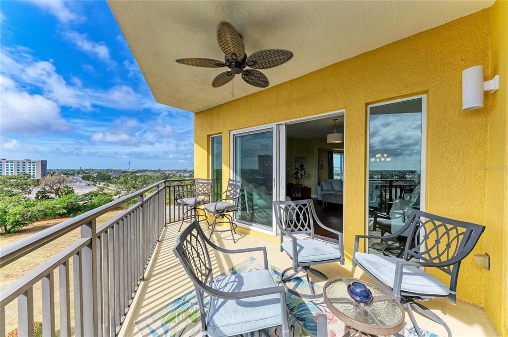 For Sale: $420,000 (3 beds, 2 baths, 2106 Square Feet)