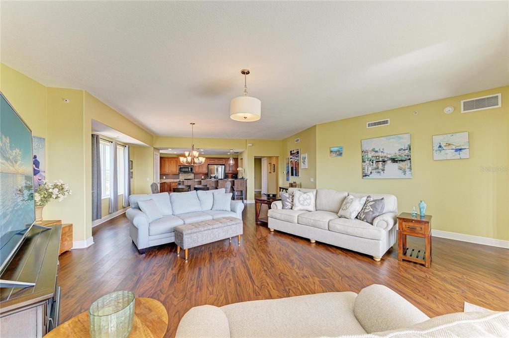 For Sale: $420,000 (3 beds, 2 baths, 2106 Square Feet)