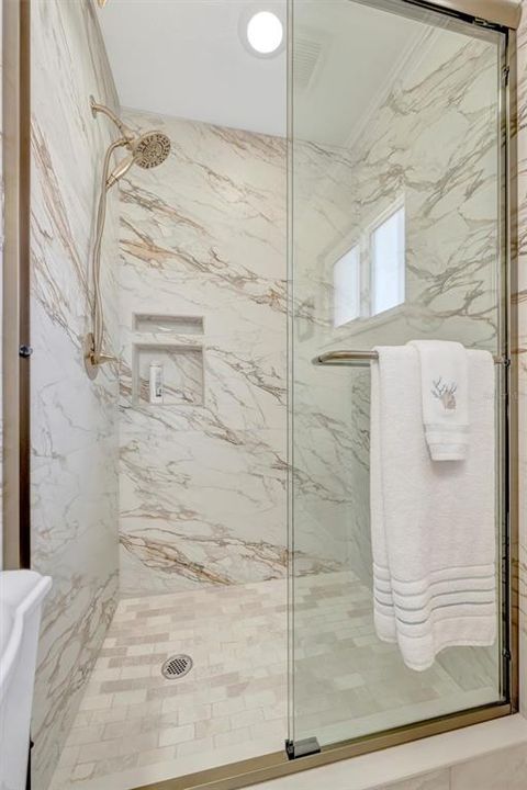 待售: $995,000 (3 贝兹, 3 浴室, 2433 平方英尺)