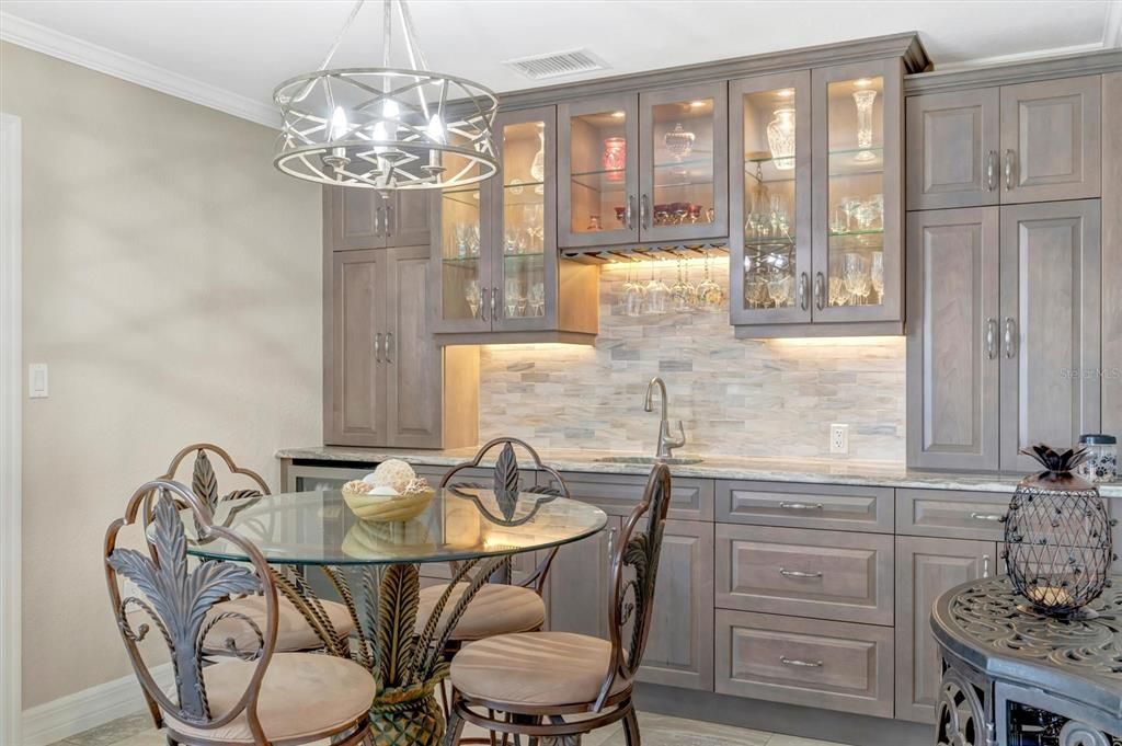 待售: $995,000 (3 贝兹, 3 浴室, 2433 平方英尺)