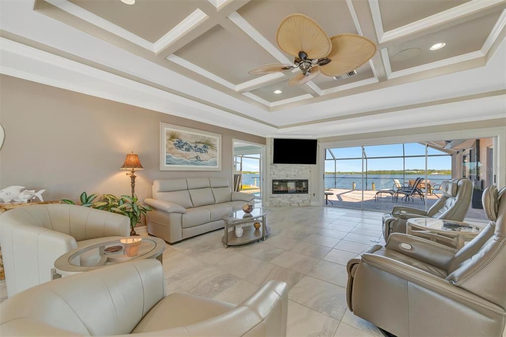 待售: $995,000 (3 贝兹, 3 浴室, 2433 平方英尺)