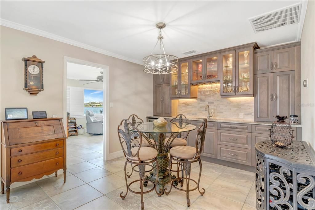 待售: $995,000 (3 贝兹, 3 浴室, 2433 平方英尺)