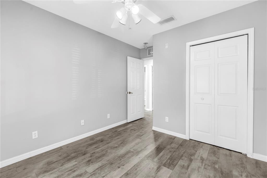 На продажу: $225,000 (3 спален, 2 ванн, 1200 Квадратных фут)