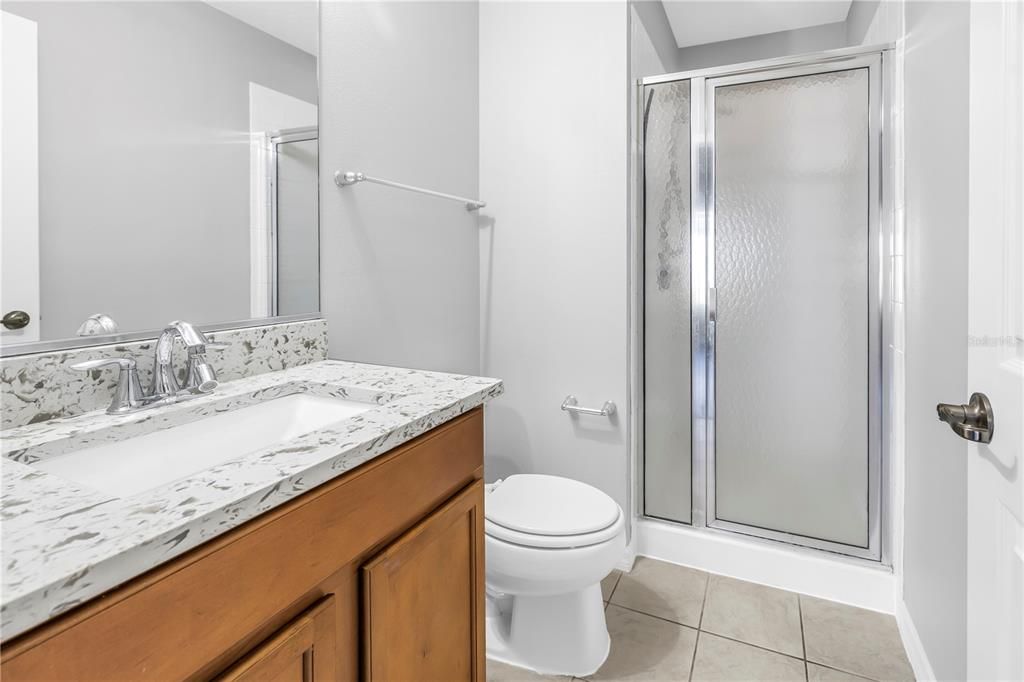 На продажу: $225,000 (3 спален, 2 ванн, 1200 Квадратных фут)