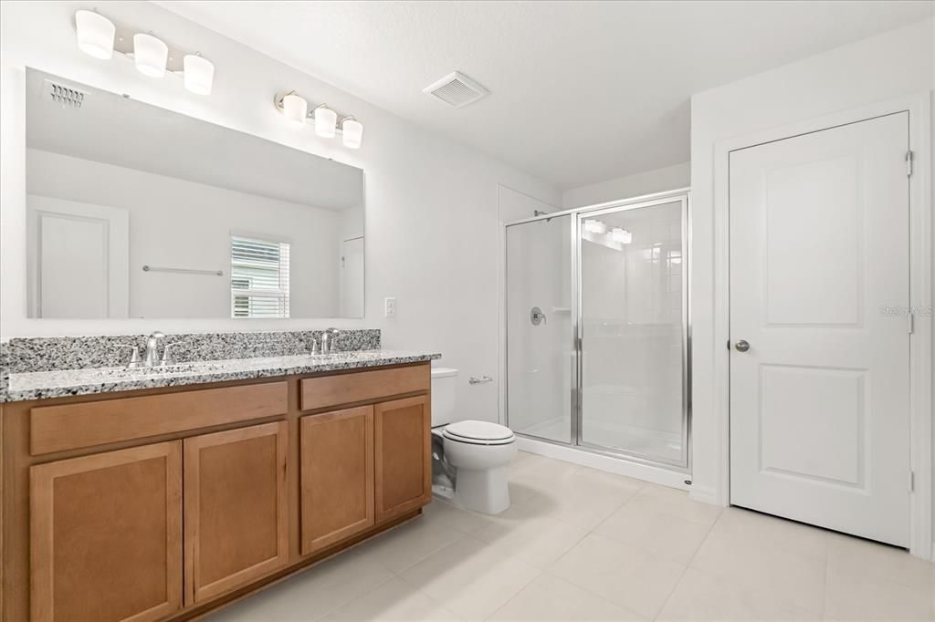 En Venta: $393,140 (4 camas, 2 baños, 2168 Pies cuadrados)