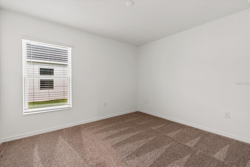 En Venta: $393,140 (4 camas, 2 baños, 2168 Pies cuadrados)