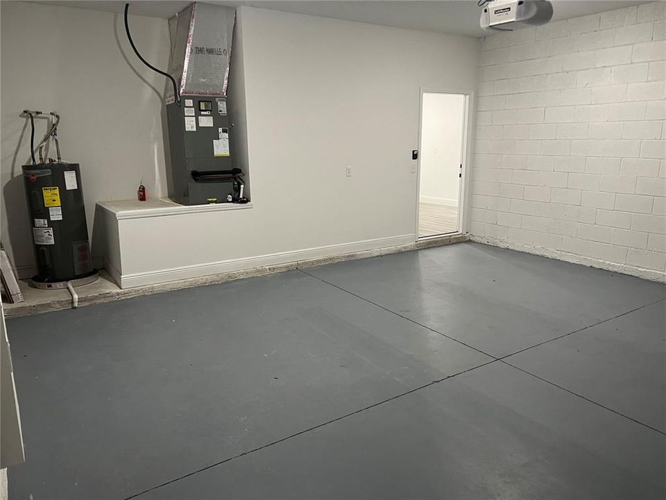 For Sale: $309,900 (4 beds, 2 baths, 1644 Square Feet)