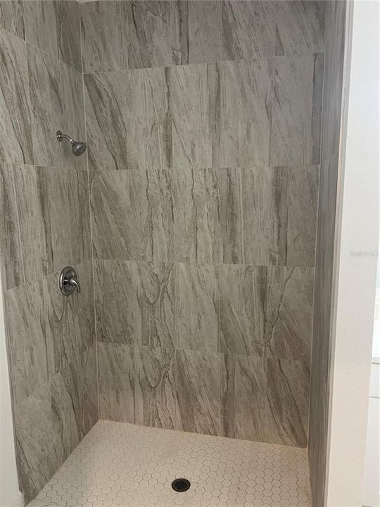 For Sale: $309,900 (4 beds, 2 baths, 1644 Square Feet)