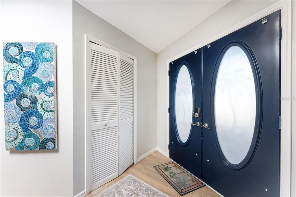 For Sale: $699,000 (3 beds, 2 baths, 2062 Square Feet)