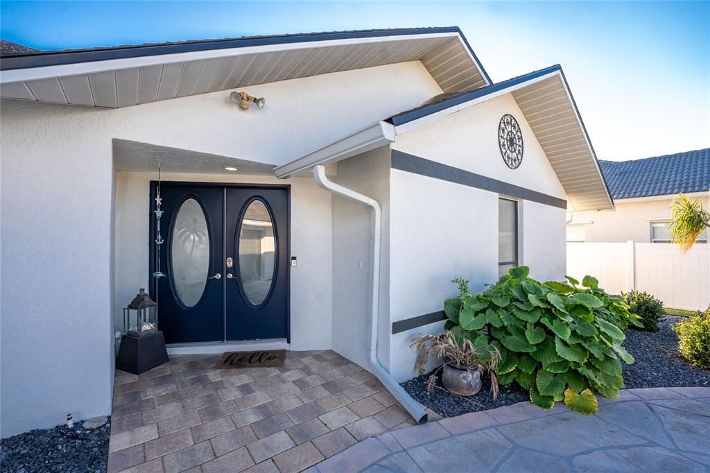 For Sale: $699,000 (3 beds, 2 baths, 2062 Square Feet)