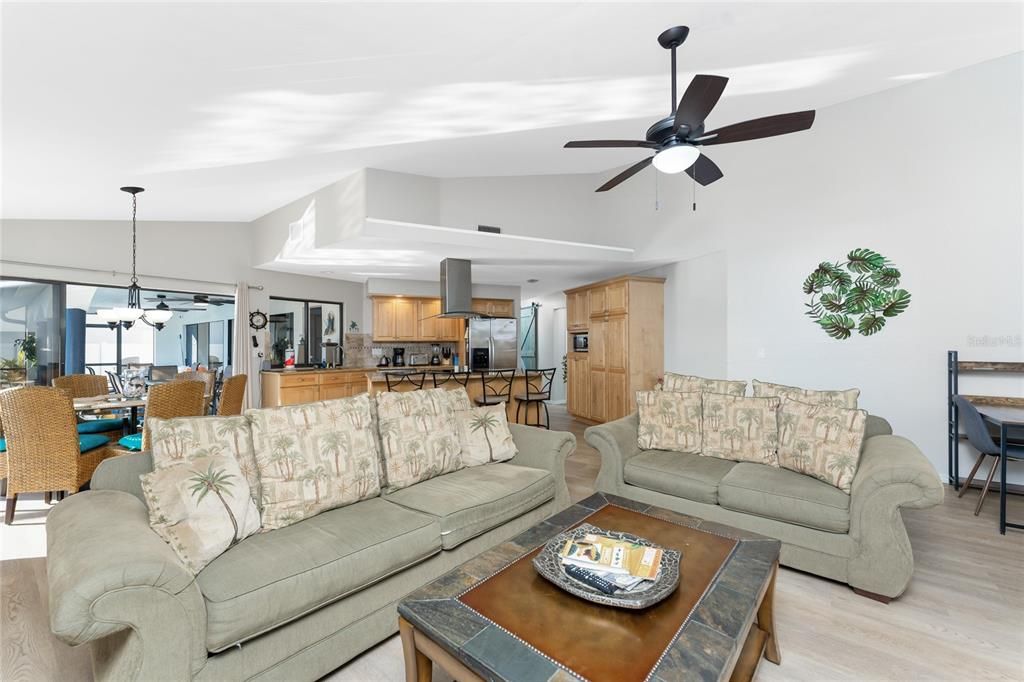 For Sale: $699,000 (3 beds, 2 baths, 2062 Square Feet)