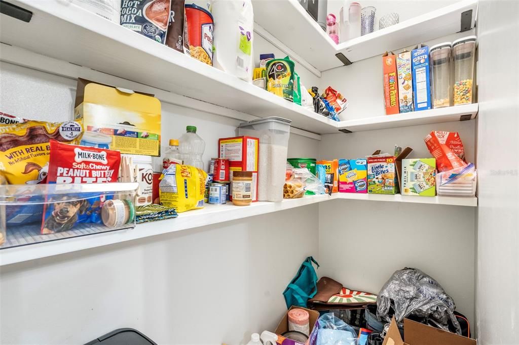 En Venta: $615,000 (4 camas, 2 baños, 2336 Pies cuadrados)