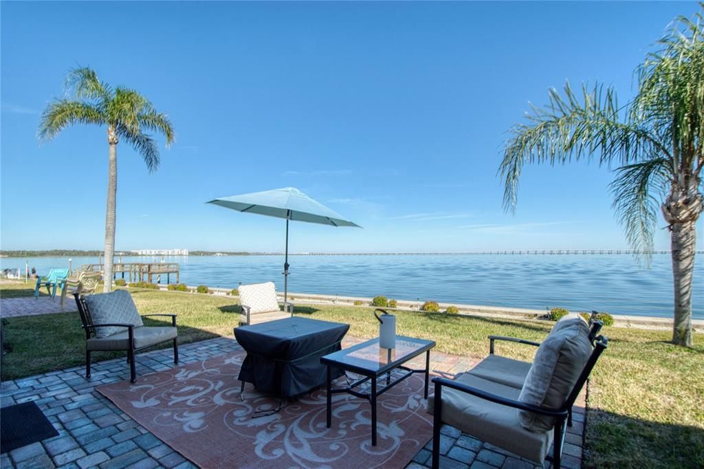 На продажу: $374,900 (2 спален, 2 ванн, 1267 Квадратных фут)