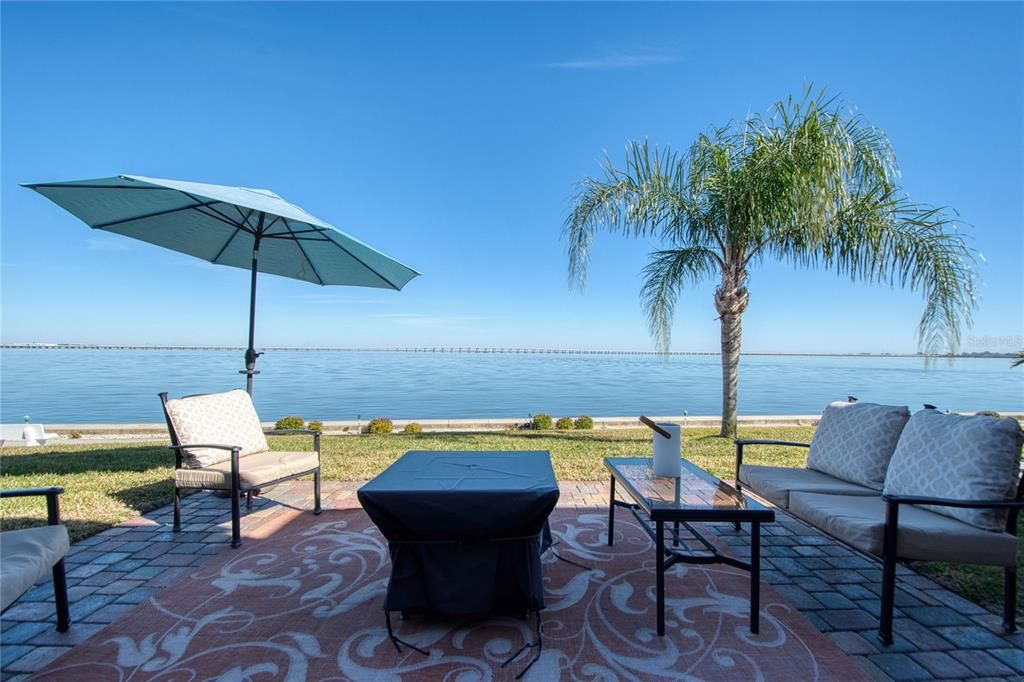 На продажу: $374,900 (2 спален, 2 ванн, 1267 Квадратных фут)