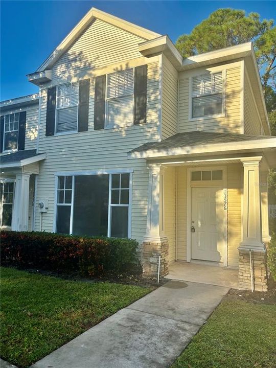 В аренду: $1,999 (2 спален, 1 ванн, 1250 Квадратных фут)