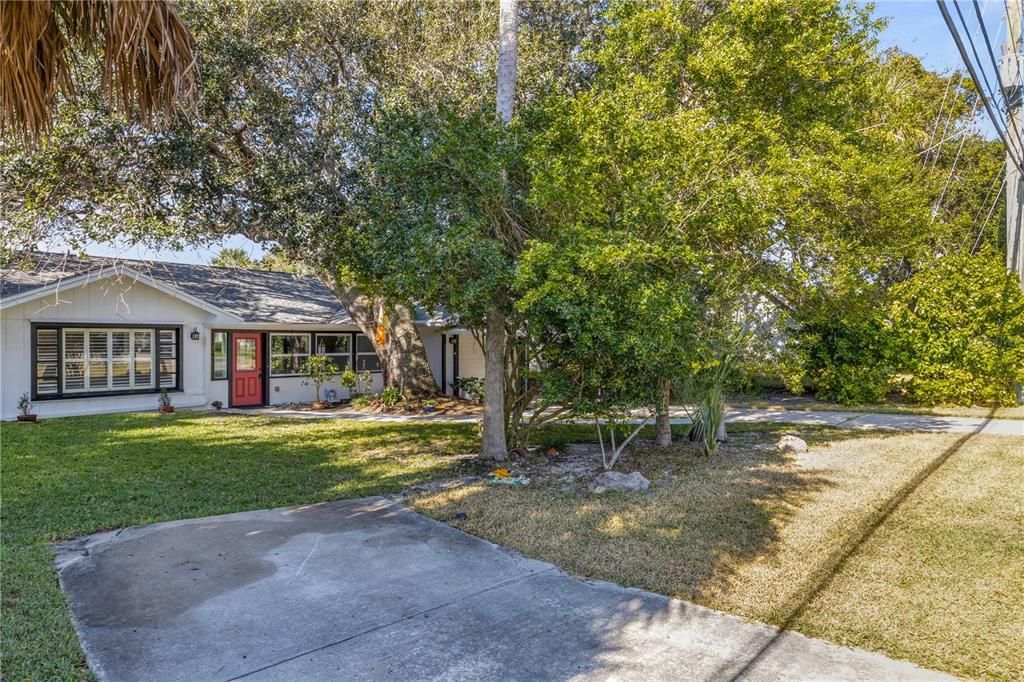 En Venta: $838,300 (3 camas, 2 baños, 1612 Pies cuadrados)