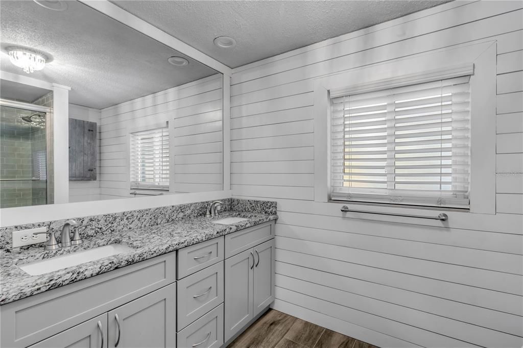 En Venta: $838,300 (3 camas, 2 baños, 1612 Pies cuadrados)