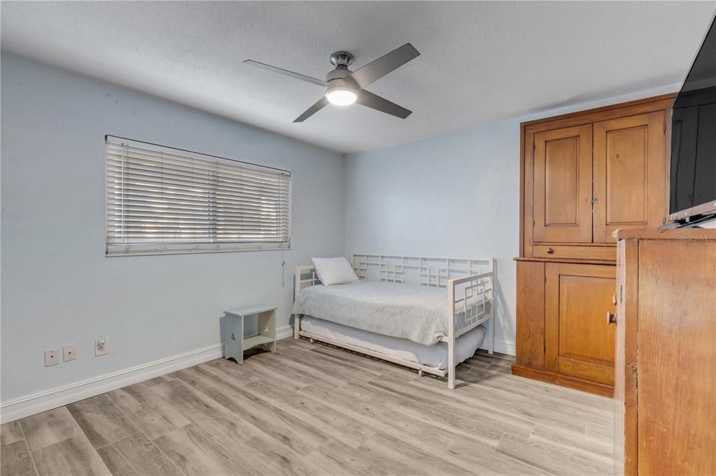 En Venta: $838,300 (3 camas, 2 baños, 1612 Pies cuadrados)