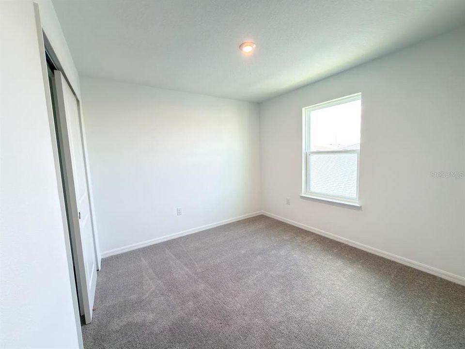 For Rent: $2,600 (5 beds, 3 baths, 2434 Square Feet)