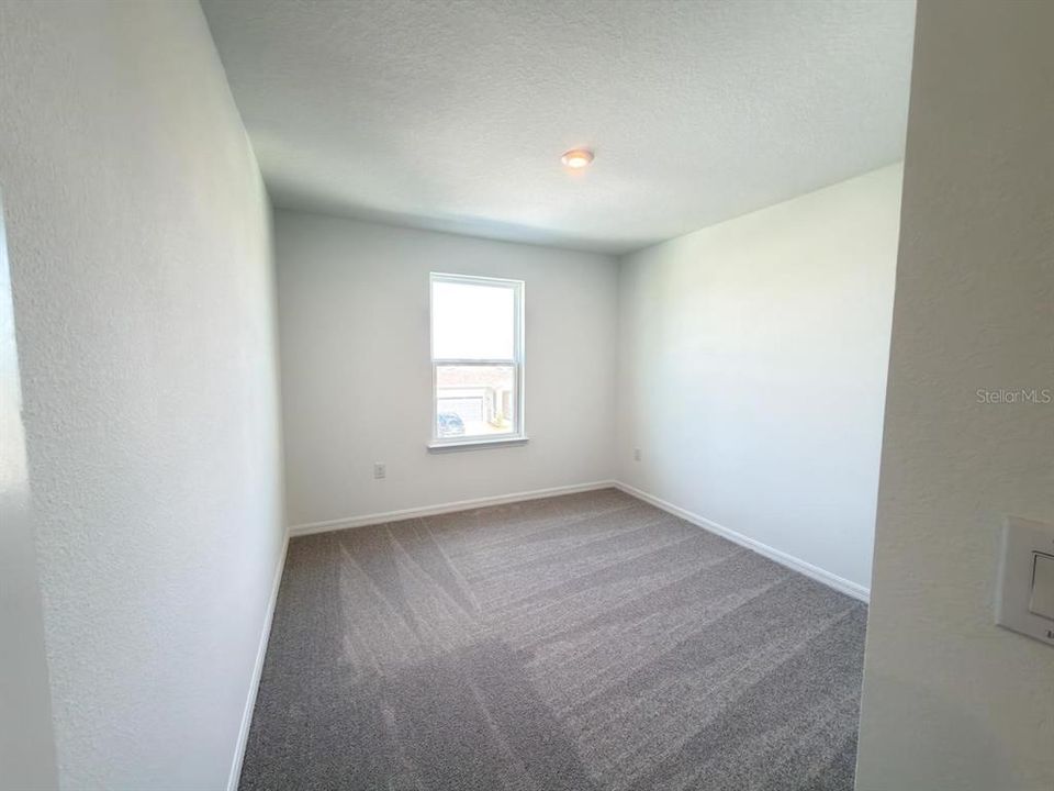 For Rent: $2,600 (5 beds, 3 baths, 2434 Square Feet)