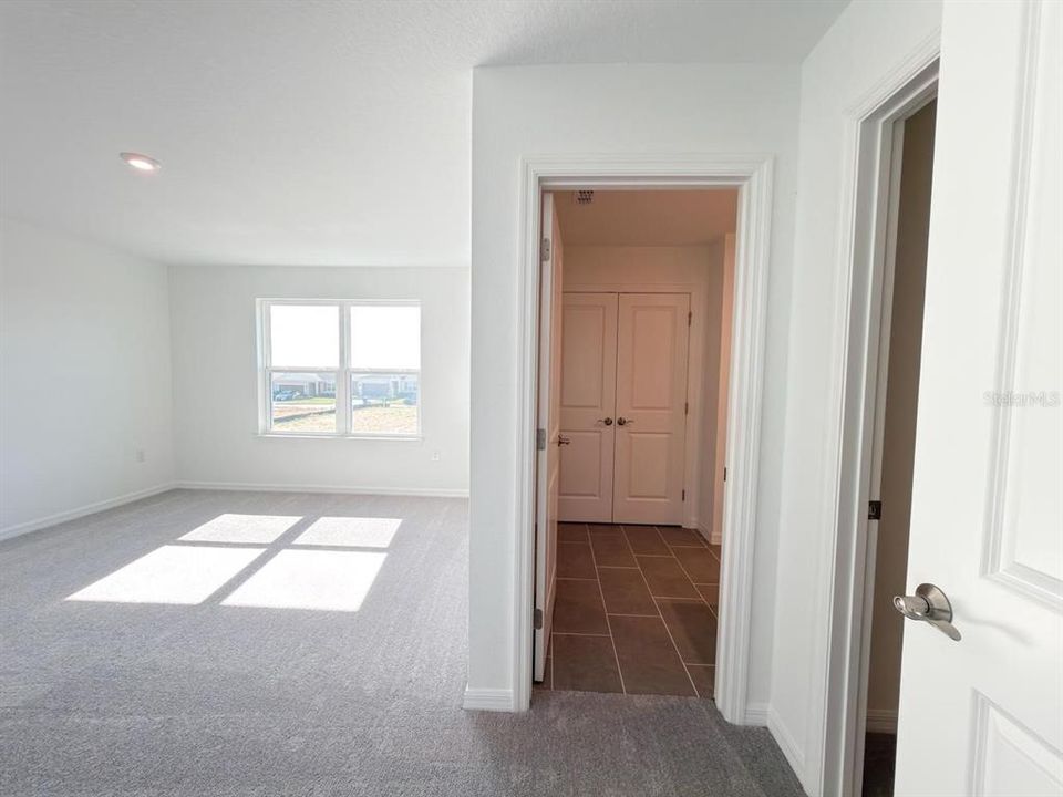 For Rent: $2,600 (5 beds, 3 baths, 2434 Square Feet)