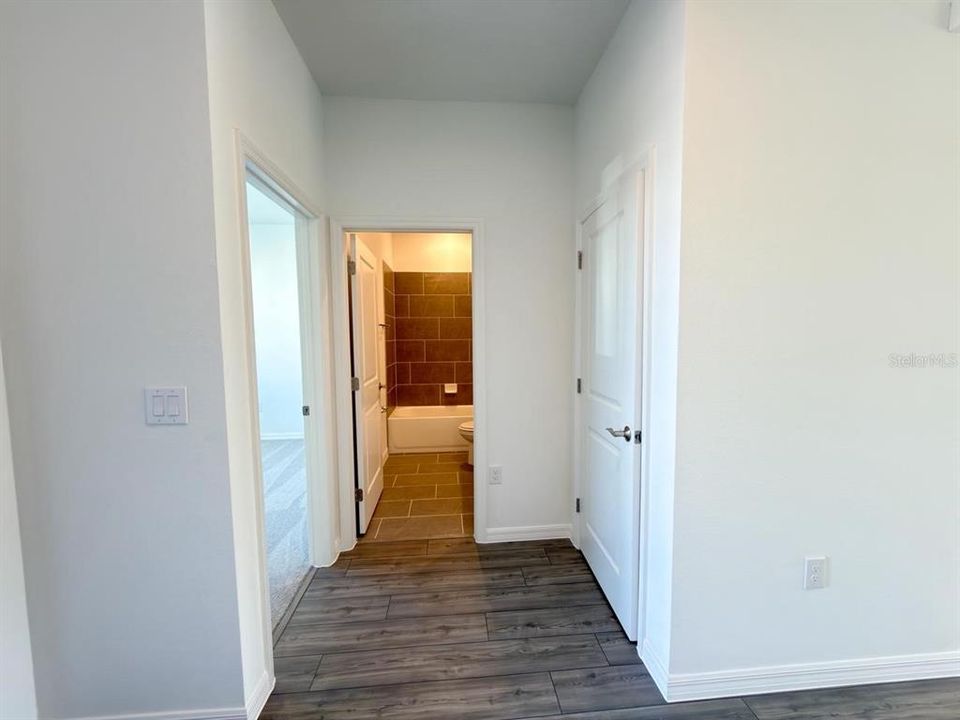 For Rent: $2,600 (5 beds, 3 baths, 2434 Square Feet)