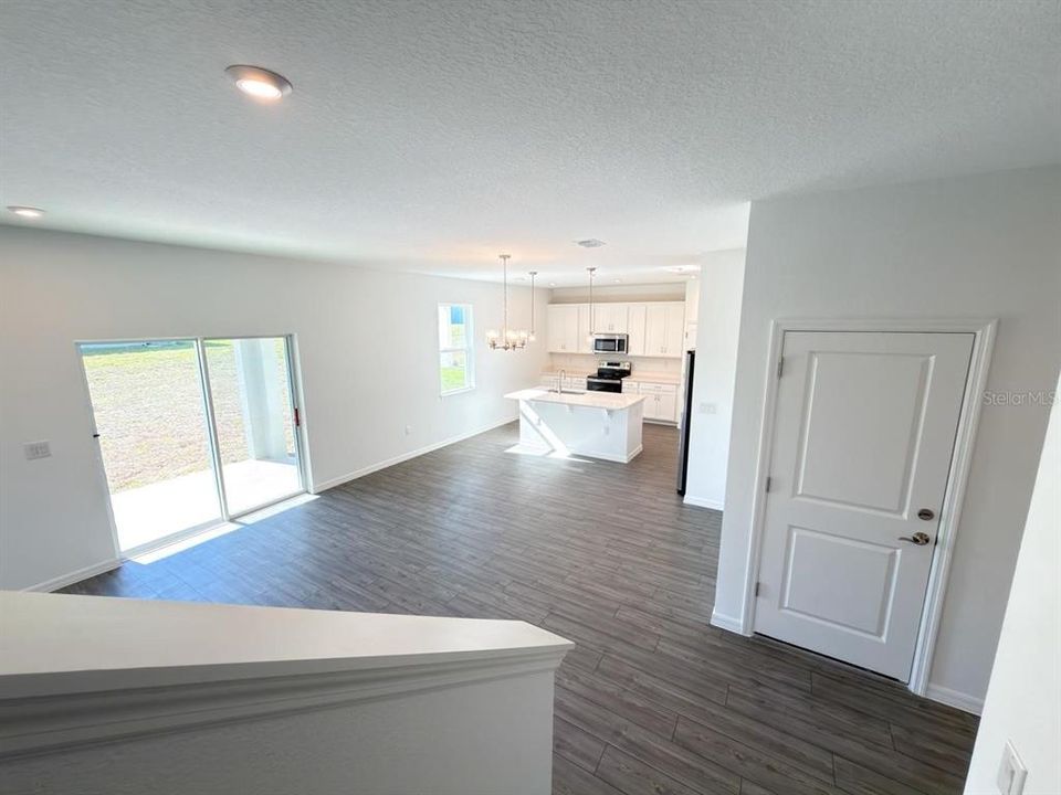 For Rent: $2,600 (5 beds, 3 baths, 2434 Square Feet)