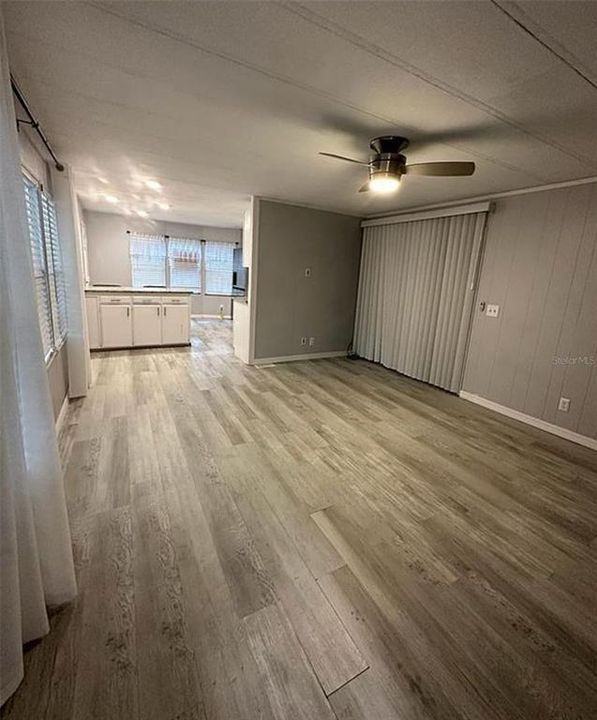 待售: $89,900 (2 贝兹, 2 浴室, 1110 平方英尺)