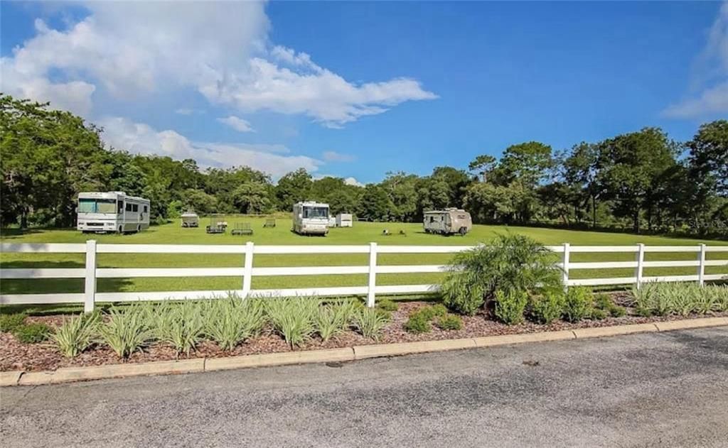 待售: $89,900 (2 贝兹, 2 浴室, 1110 平方英尺)