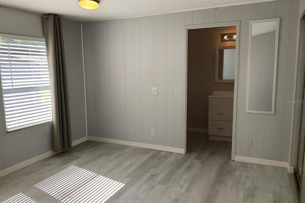 待售: $89,900 (2 贝兹, 2 浴室, 1110 平方英尺)