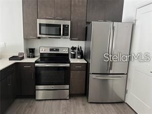 For Sale: $389,990 (2 beds, 2 baths, 1434 Square Feet)